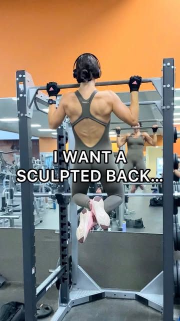 Fit By Tahys Instagram Reel: Sculpted back workout